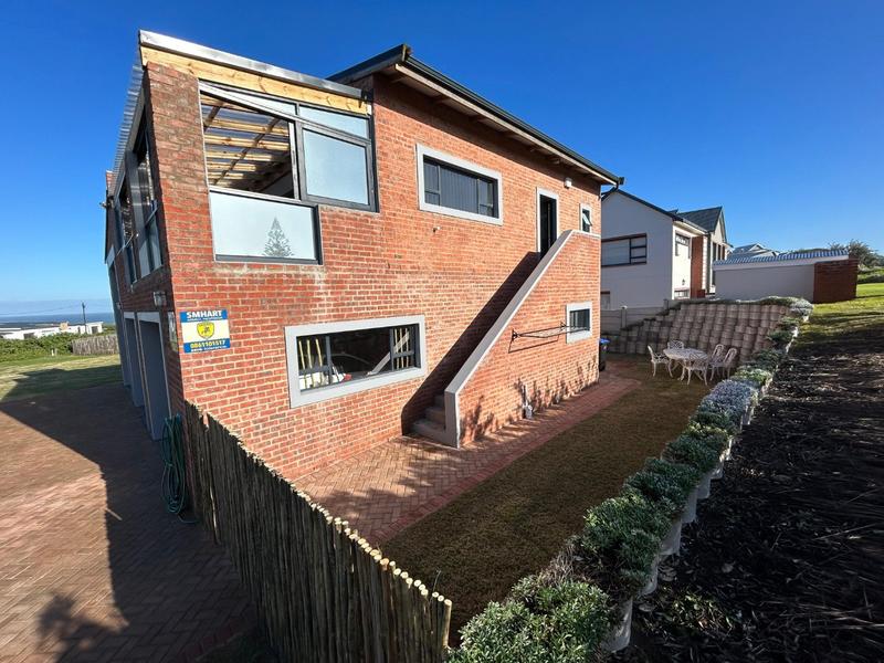 To Let 1 Bedroom Property for Rent in Cape St Francis Eastern Cape